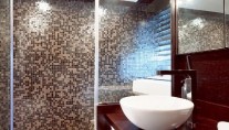 Parenthesis -  Twin Ensuite
